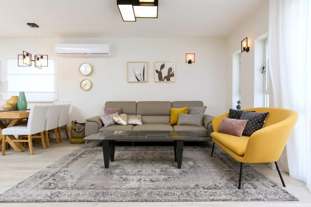 מעצבת פנים בתל אביב אלה מורגן - מתמחה בעיצוב פרקטי ואסתטי 